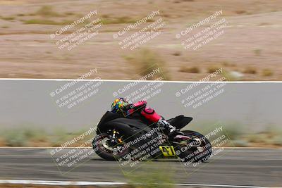 media/Jun-04-2022-WERA (Sat) [[b852bbbd55]]/Race 4 C Superbike Expert Novice/